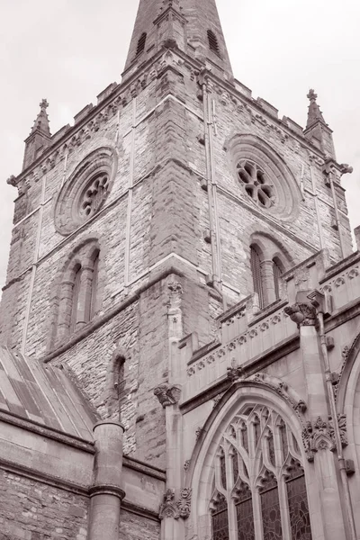 Holy Trinity Kilisesi kule; Stratford Upon Avon; İngiltere'de; İngiltere