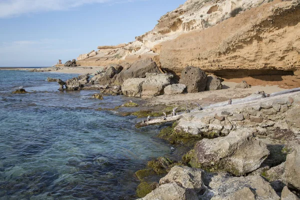 Comte Beach i skały; Ibiza — Zdjęcie stockowe