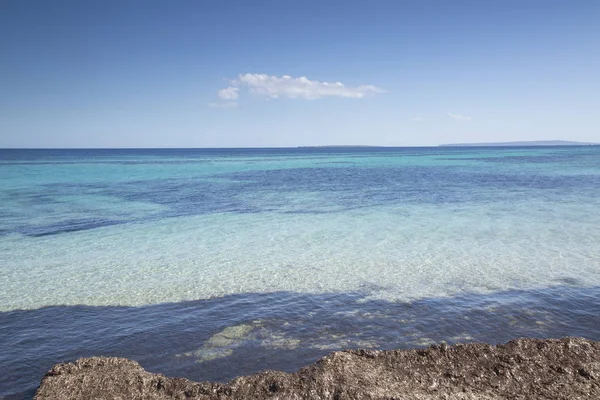 Isla de Formentera desde Ibiza ; —  Fotos de Stock