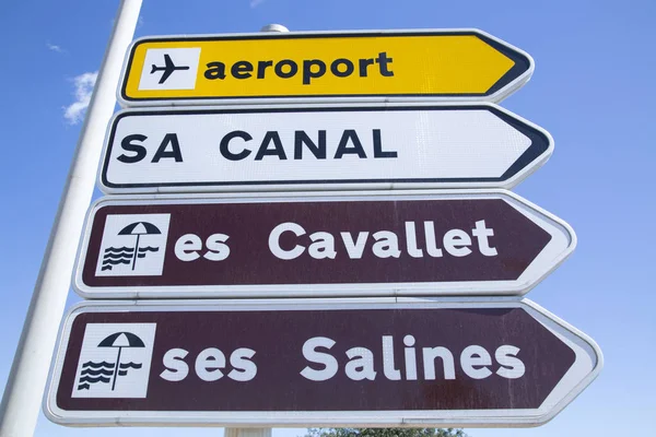 Cavallet and Salines Beaches Direction Sign, Ibiza — Stock Photo, Image