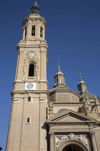 Pilar Bazyliki Katedra Kościół; Znaleziony w Saragossie — Zdjęcie stockowe