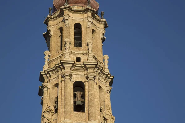 Torre da Igreja da Catedral de Seo, Saragossa — Fotografia de Stock