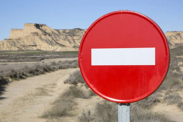 Nie wpisu znakiem Bardenas Reales Park, Nawarra, Hiszpania — Zdjęcie stockowe