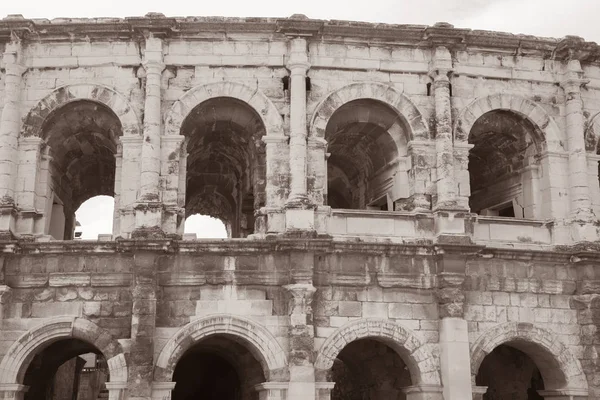 Roman Amphitheatre, Nimes — Stock Photo, Image