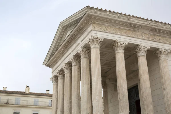 Maison Carree Roma tapınağı, Nimes — Stok fotoğraf