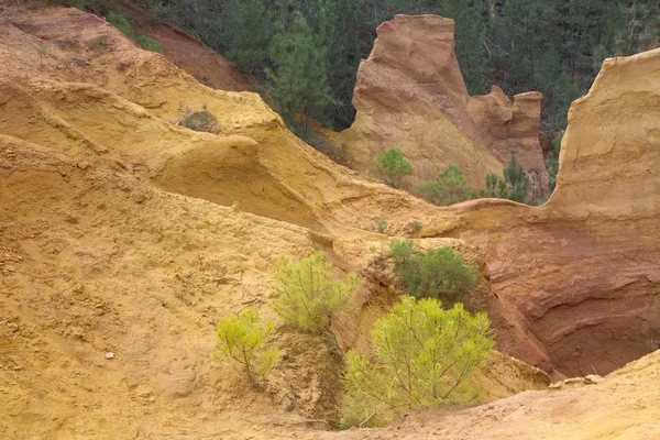 Pembeler mevduat Roussillon Köyü, Fransa — Stok fotoğraf