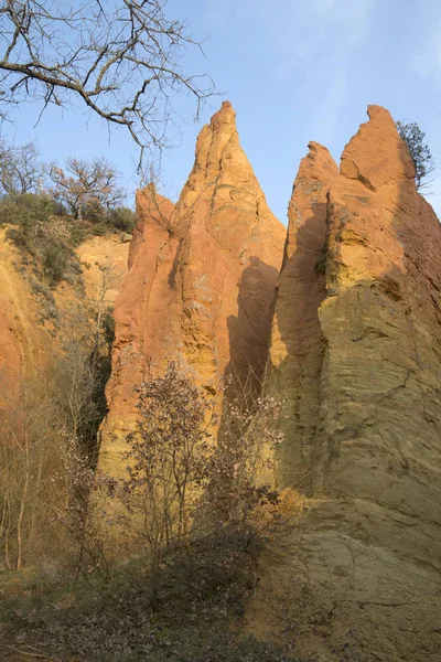Rustrel, Provence yataklarında pembeler