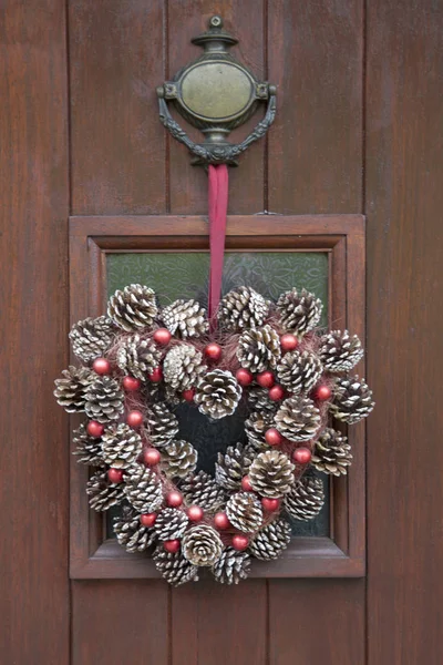 Noel koni dekorasyon kapı