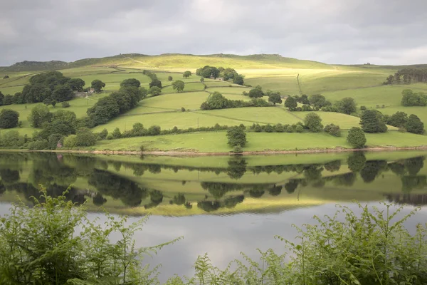 Ladybower depo, Peak District; İngiltere
