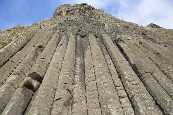 Organ Structure on Giants Causeway Coastal Footpath; County Antr — Stock Photo, Image