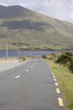 Açık Road Lough Killary fiyort Gölü yanında; Leenane'in, Connemara