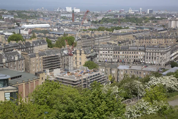 Városkép a kilátás nyílik az Edinburgh; Skócia — Stock Fotó