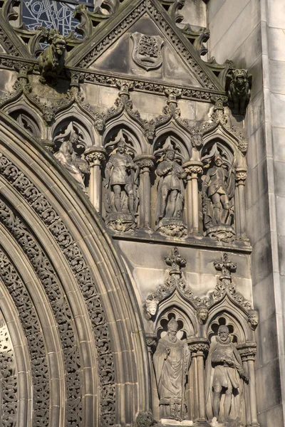 Iglesia Catedral de St Giles; Royal Mile; Mercado de césped; Edimburgo — Foto de Stock