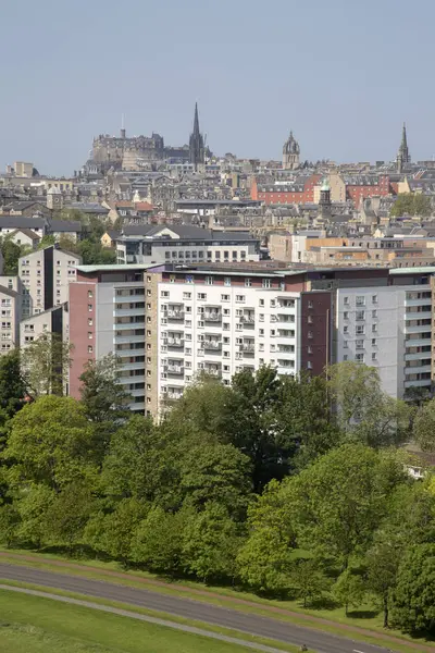 Stadsgezicht weergave van Edinburgh — Stockfoto