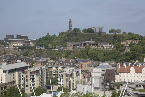 Stadsbilden utsikt över Edinburgh — Stockfoto