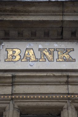 Taş cephe banka işareti
