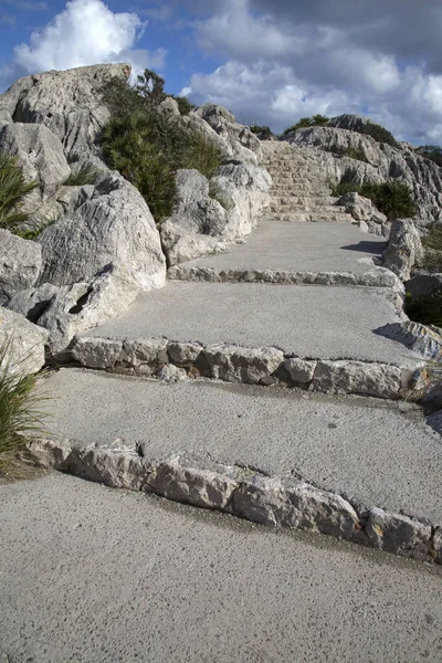 Footpath on Formentor; Majorca — Stock Photo, Image