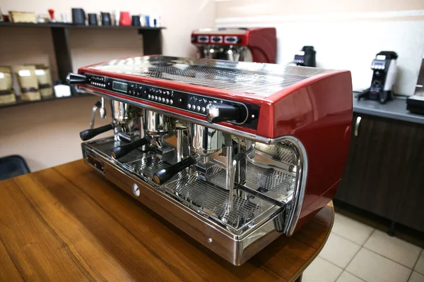 Kahve makinesi elektro makine aroması.