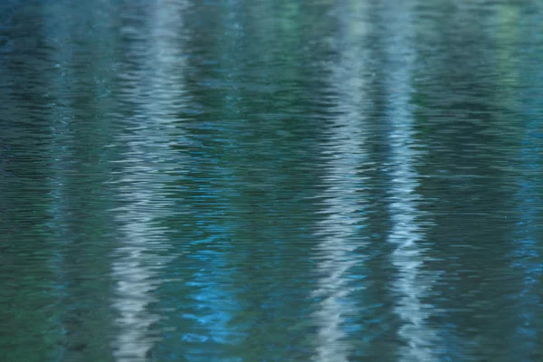 Reflexão da superfície da água 03 — Fotografia de Stock