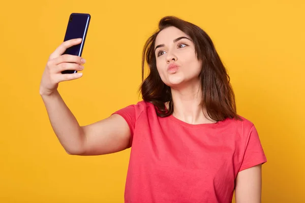 Indoor Shot Happy Flirting Young Girl Taking Pictures Herself Cell — Stok Foto