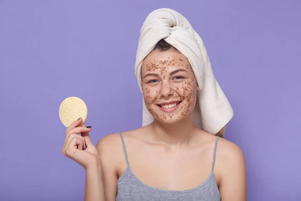 Pictire Young Charming Woman Removing Facial Mask Her Face Using — Stok Foto