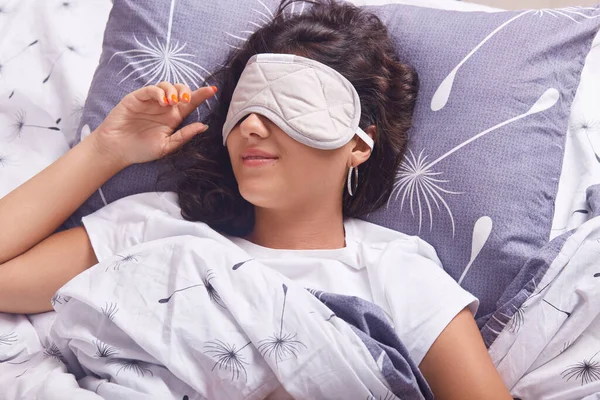 Image Attractive Woman Wearing White Shirt Sleeping Mask Lying Bed — Stock Photo, Image