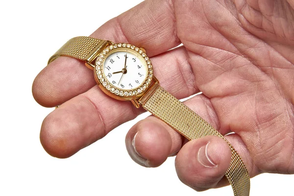 ダイヤモンドを持つ女性ゴールド腕時計 — ストック写真