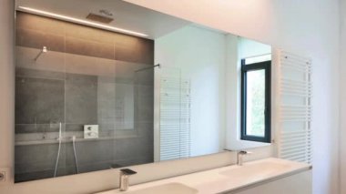 Schimmel Huis Muren Gordijnen Tegels Plafond Vensters Meubilair ... Schimmel Huis Muren Gordijnen Tegels Plafond Vensters Meubilair ...