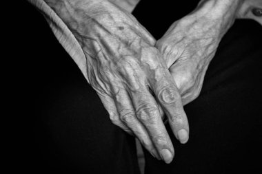 Yaşlı beyaz kadınlar eller 