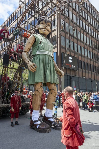 Ulice Montrealu, podczas 375th bash urodziny — Zdjęcie stockowe