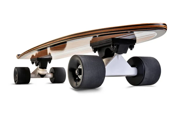 Dynamisk framsida av en svart och trä skate board isolerade — Stockfoto
