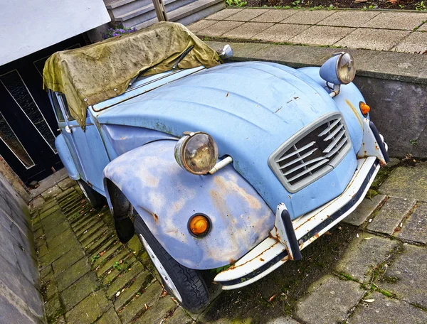 Old and vintage iconic French car — Stock Photo, Image