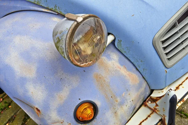 古いとビンテージ象徴的なフランス車 - 詳細 — ストック写真