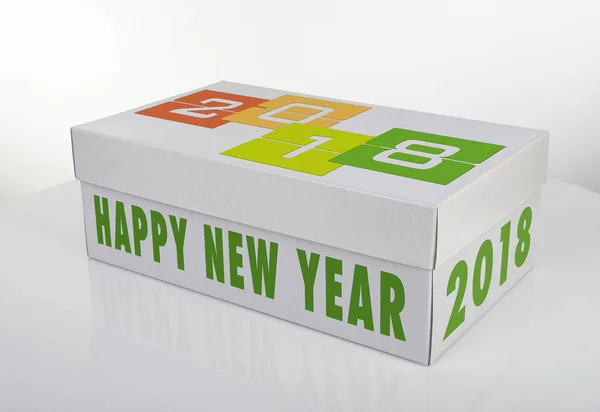 White shoe box with 2018 Happy New Year words — Stock Photo, Image