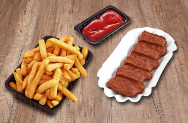  Fast food çerezi ve patates kızartması. Her aperatifin kırpma yolu vardır