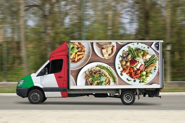 Italienska Leverans Lastbil Rörelse Skogsväg — Stockfoto