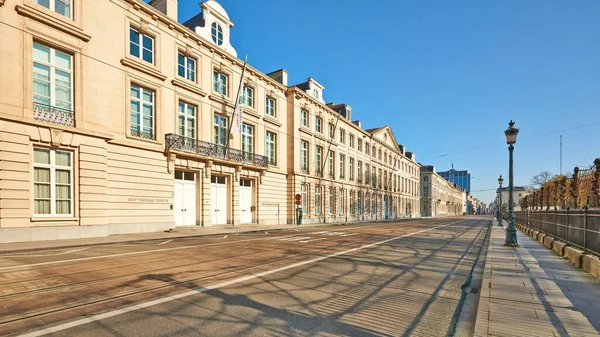 比利时布鲁塞尔 2020年4月5日 布鲁塞尔皇家街 在监禁期间没有任何人 — 图库照片