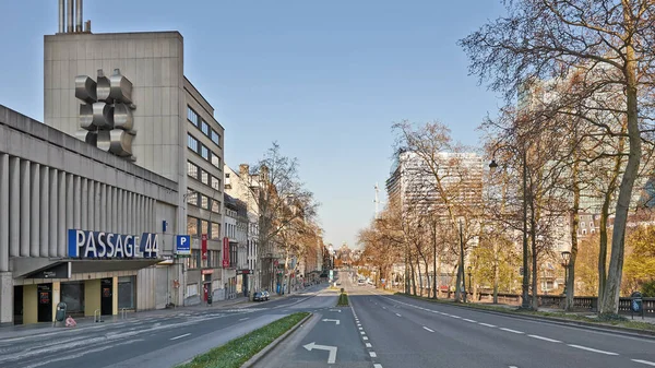 Bruxelles Belgique Avril 2020 Boulevard Botanique Bruxelles Sans Personne Voiture — Photo