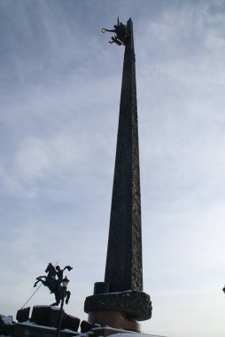 Poklonnaya Gora'de Moskova'da, faşizm üzerinde zafer onuruna inşa üzerinde zafer anıtı