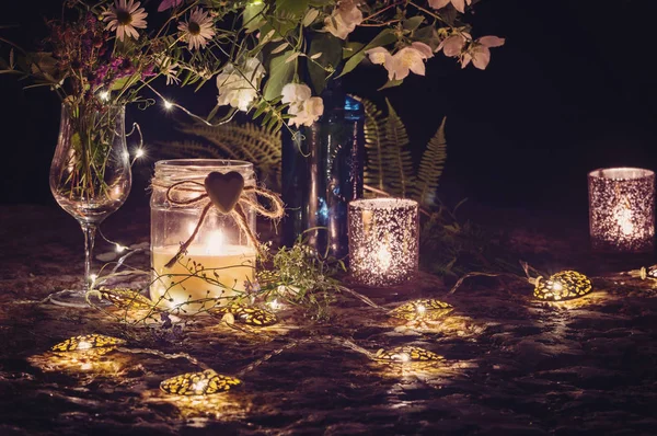 Martwa romantyczny przy świecach — Zdjęcie stockowe
