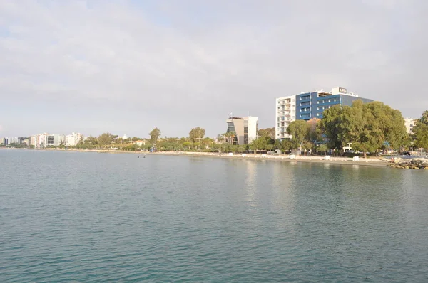 Het strand van Limassol — Stockfoto