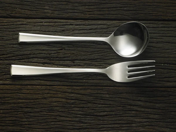Cuchara y tenedor en la mesa —  Fotos de Stock