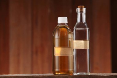 elma sirkesi ve beyaz sirke