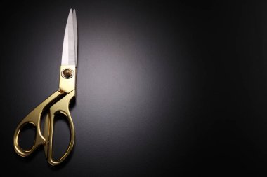 siyah tablo için makaslar