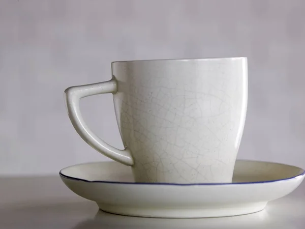 Kahve fincan tabağı ile — Stok fotoğraf