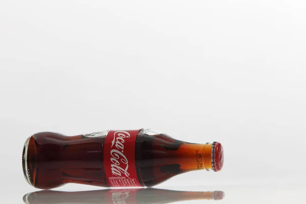 Coca-cola 250 ml-es üvegben — Stock Fotó
