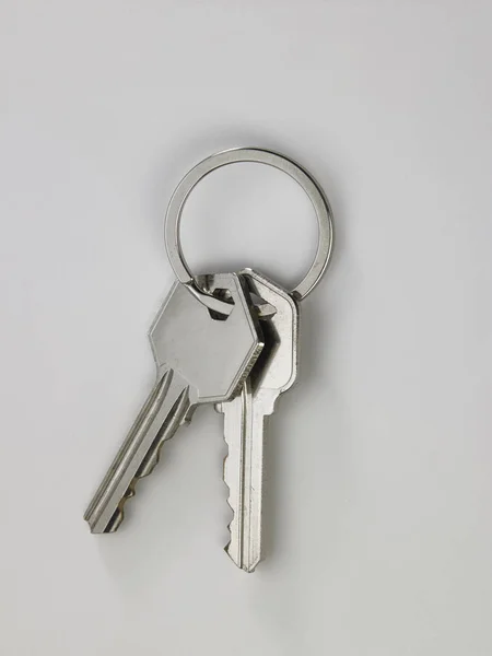 Keys to front door — Stock Photo, Image