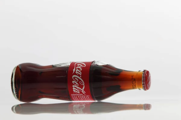 250ml coca-cola glass bottle — Stock Photo, Image