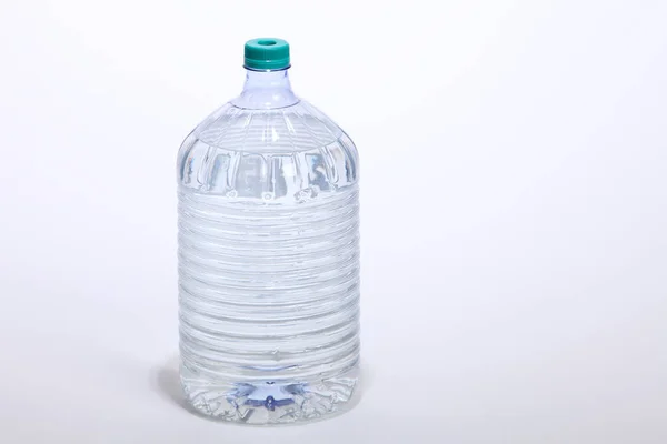 Riesige Wasserflasche — Stockfoto