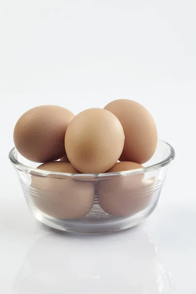 Ciotola di uova di pollo — Foto Stock